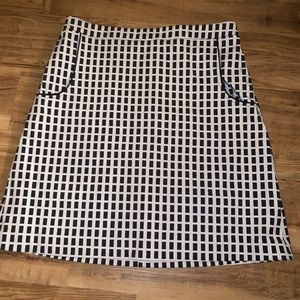 Halogen black/white checker skirt size 10